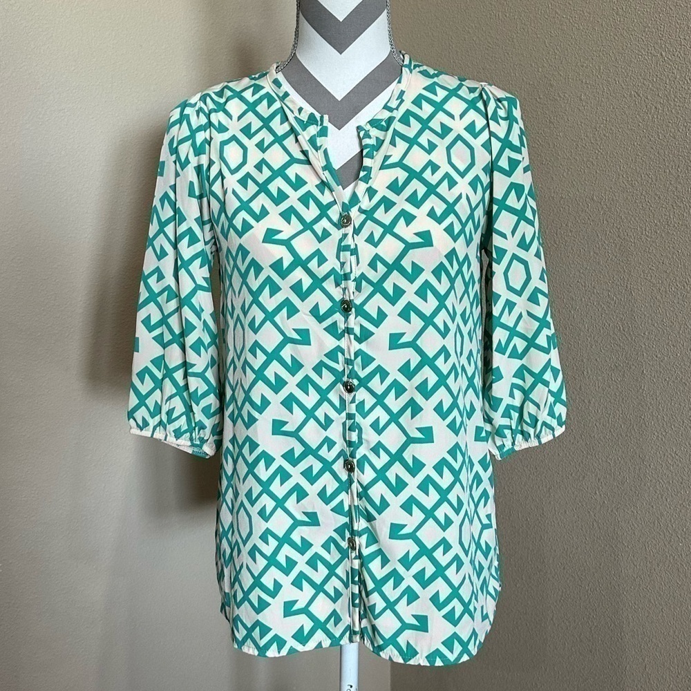 CREMIEUX Women’s Green/cream blouse with gold buttons, EUC!